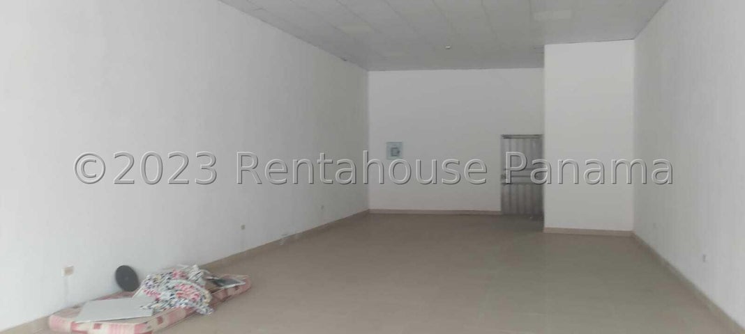 Commercial Space for Rent on Main Road